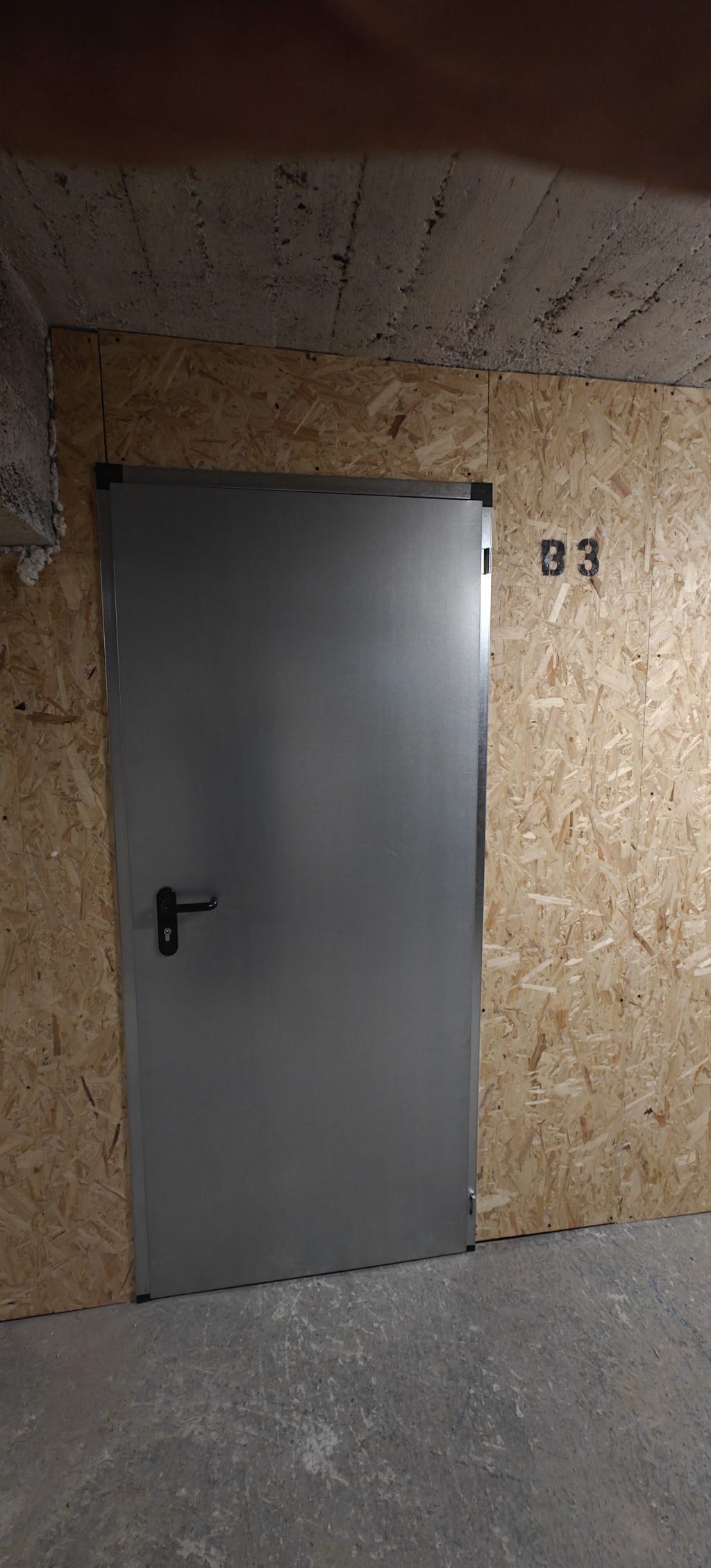 Box B3